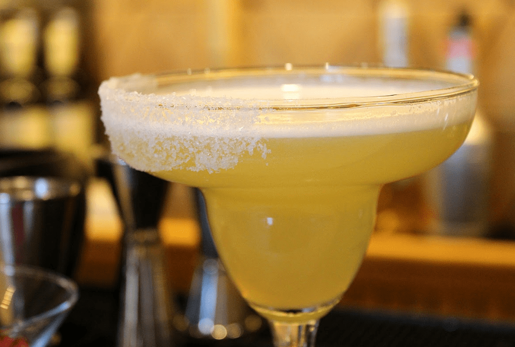 Conoce la verdadera receta margarita, el cóctel mexicano más popular